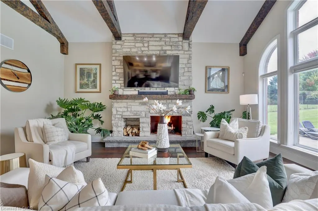 48 Palomino Drive