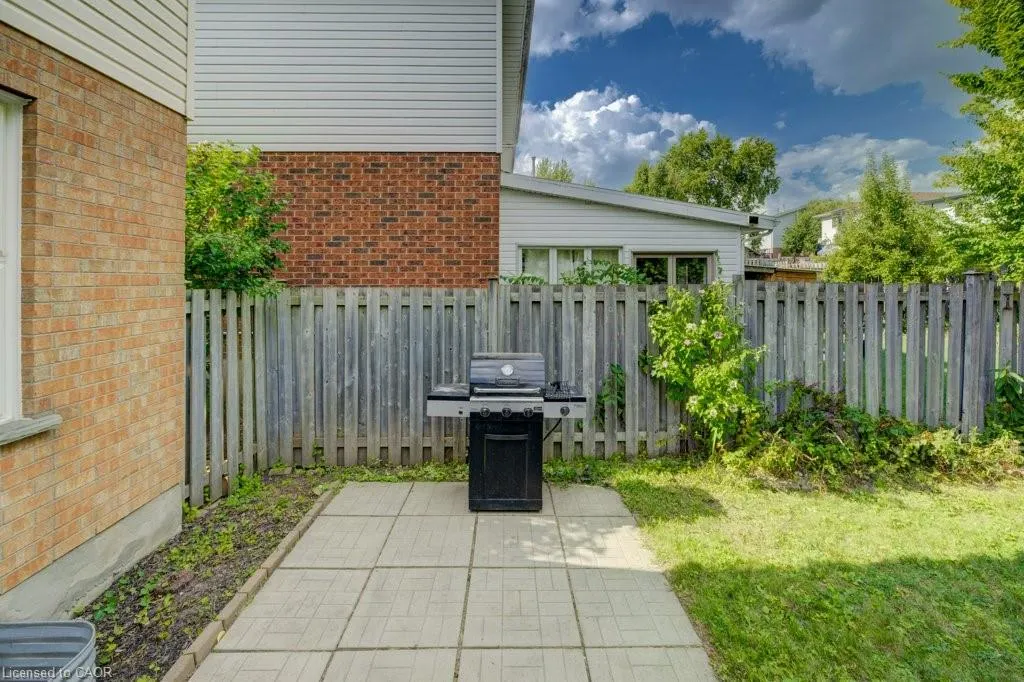 44 Northmanor Crescent