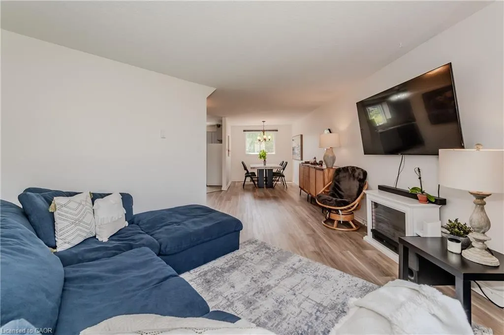 60 Elmsdale Drive, #35