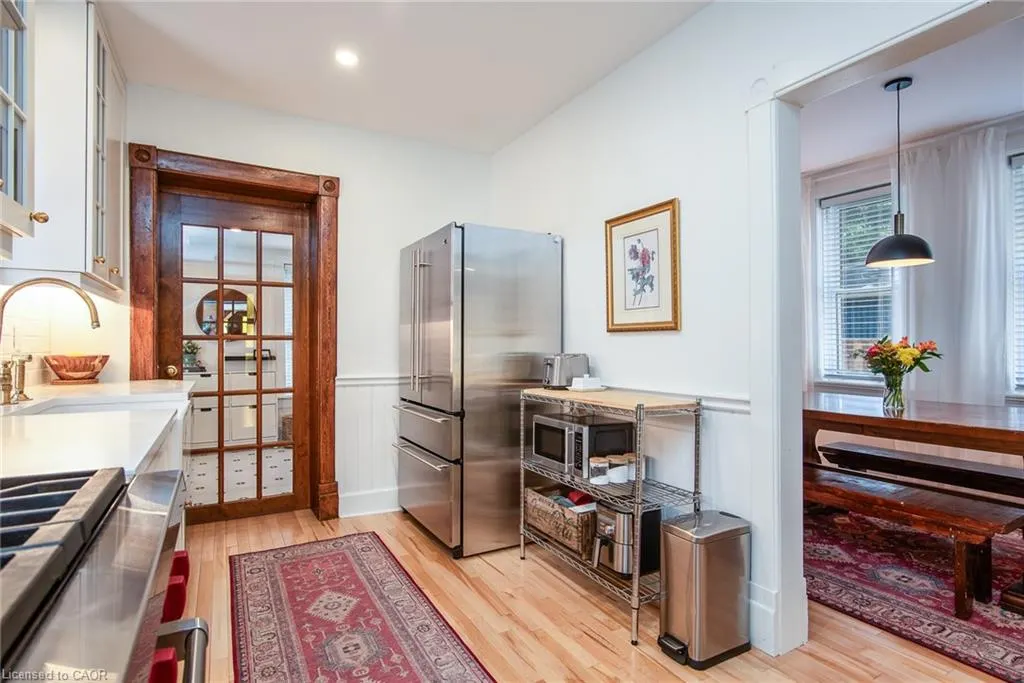 73 Water Street S