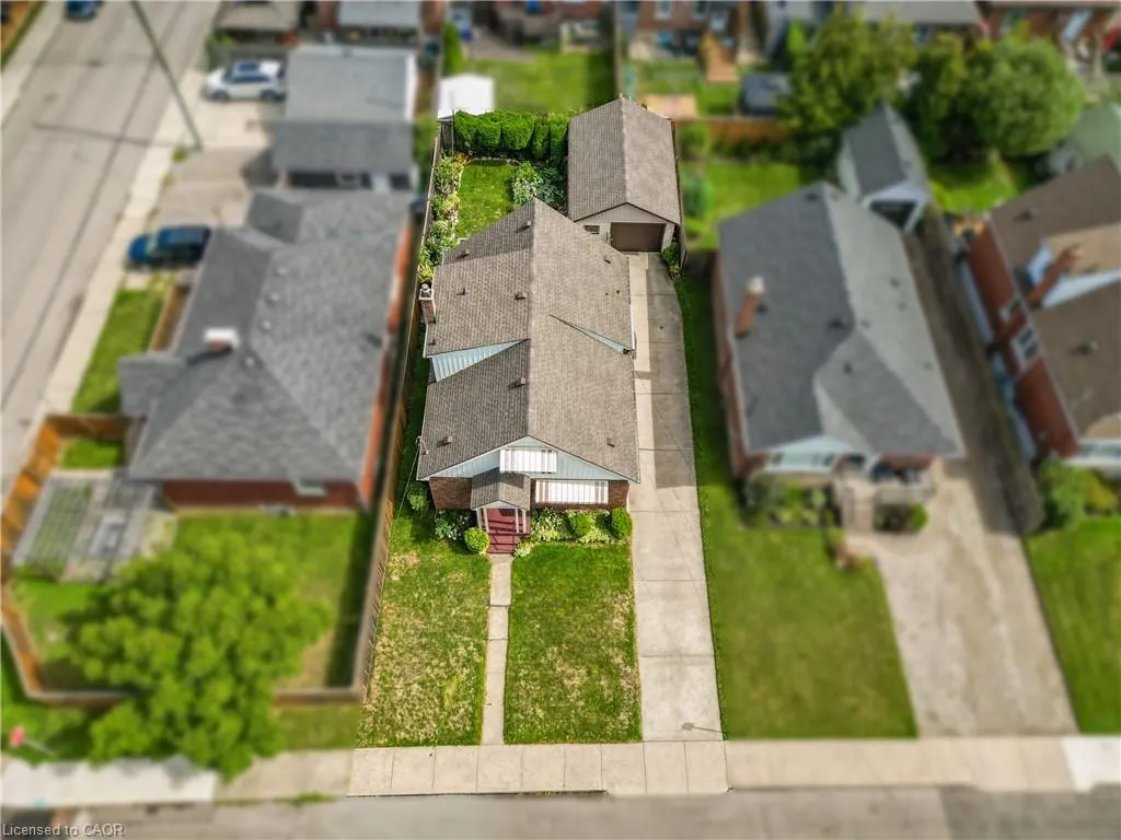 175 Garside Avenue S