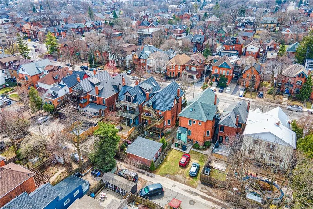 204 Herkimer Street, #1