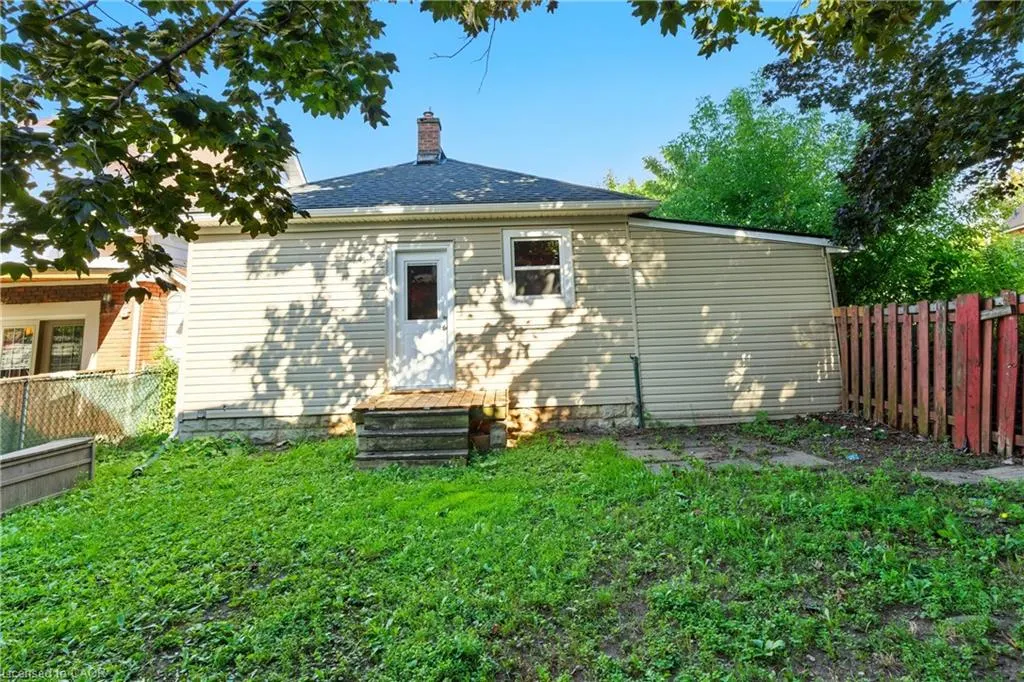 1 Berryman Avenue