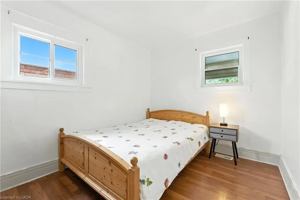 1 Berryman Avenue