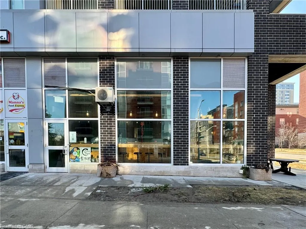 280 Lester Street, #111