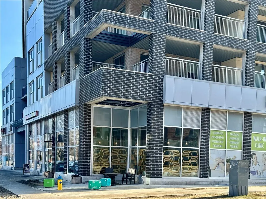 280 Lester Street, #111