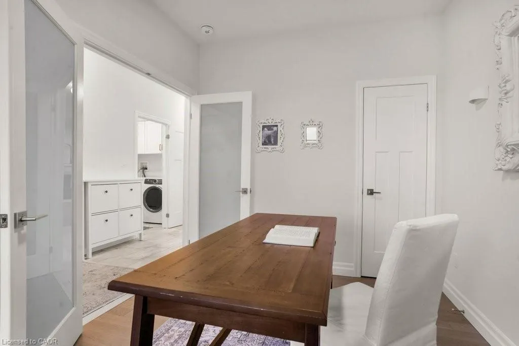 11 Keba Crescent