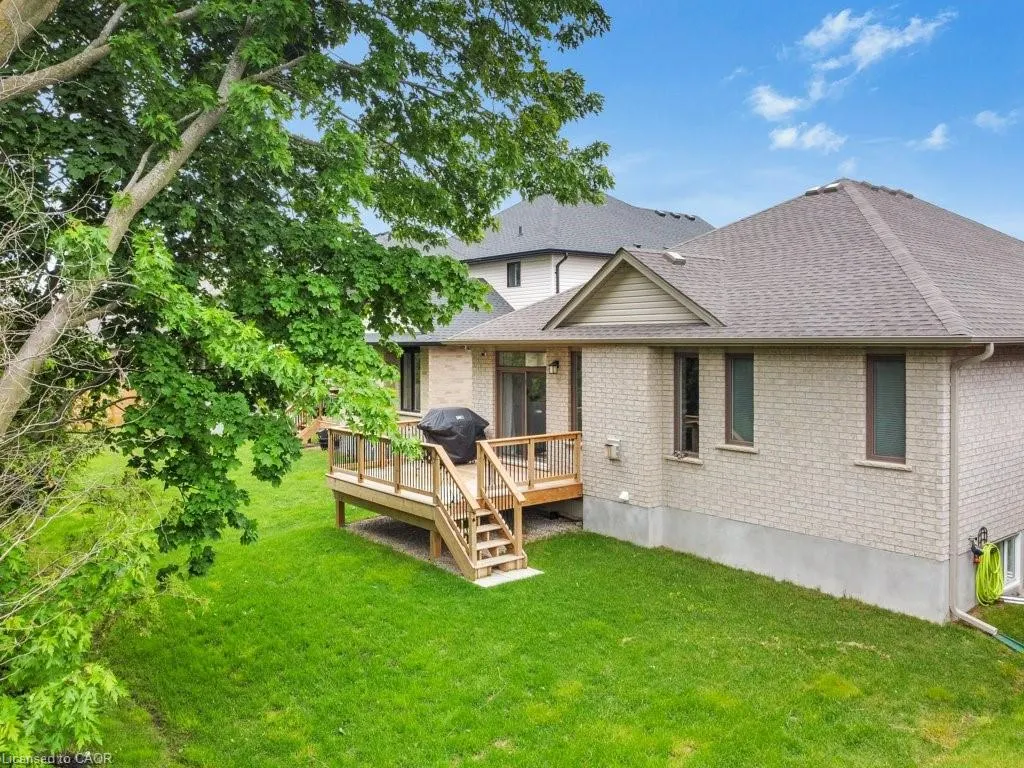 11 Keba Crescent