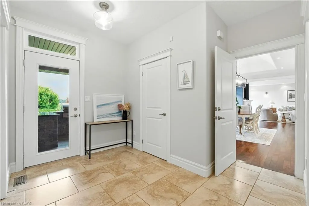 56 Gatepost Place