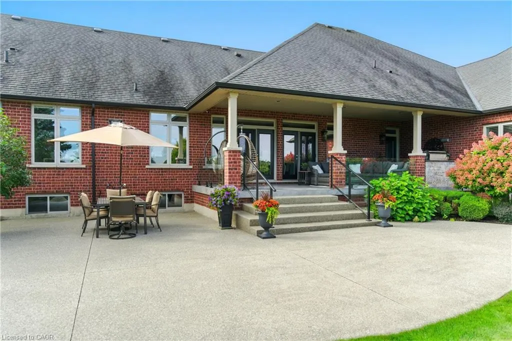 56 Gatepost Place