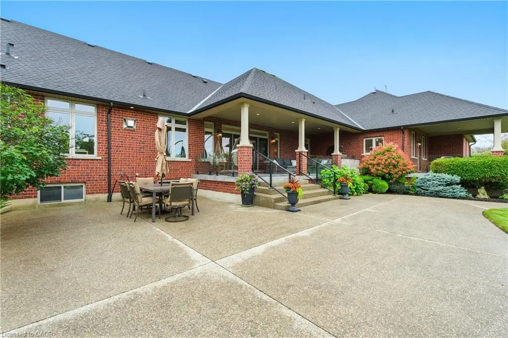 56 Gatepost Place