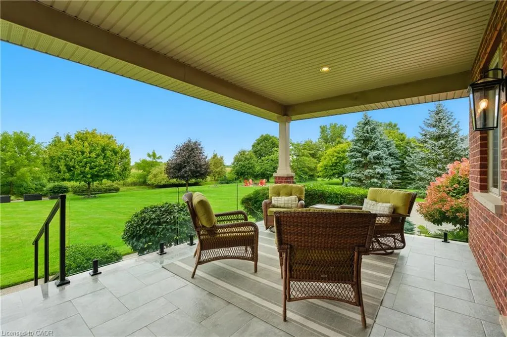 56 Gatepost Place