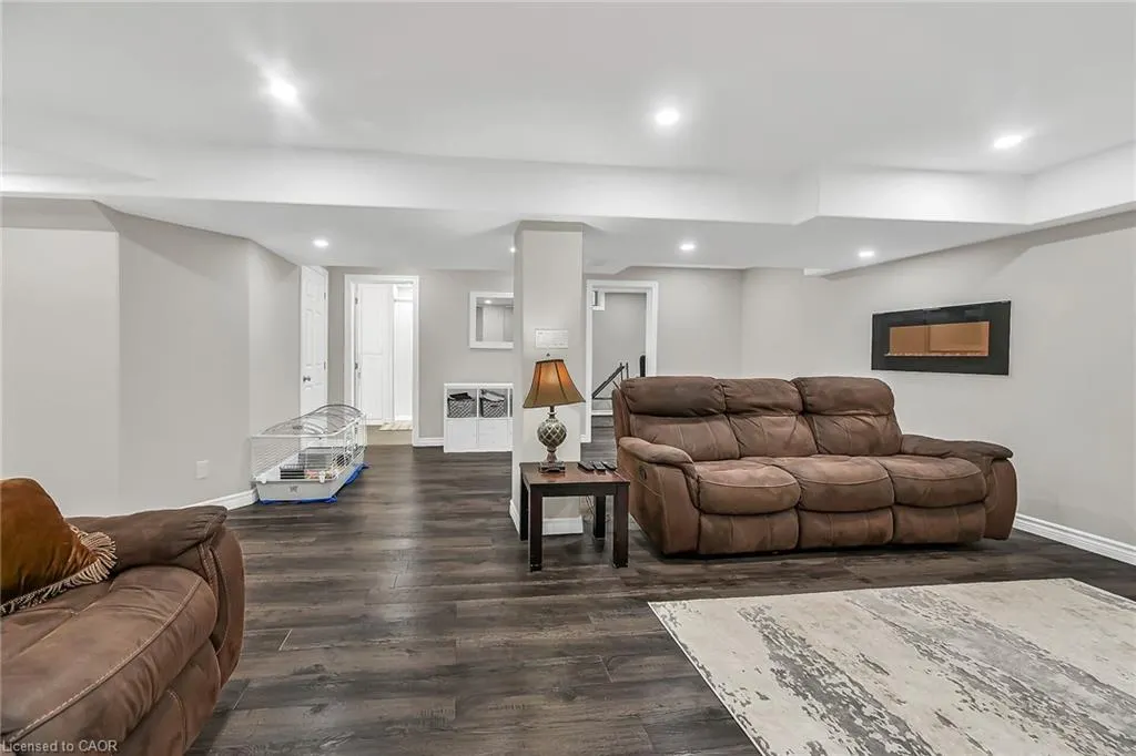 70 Escarpment Drive