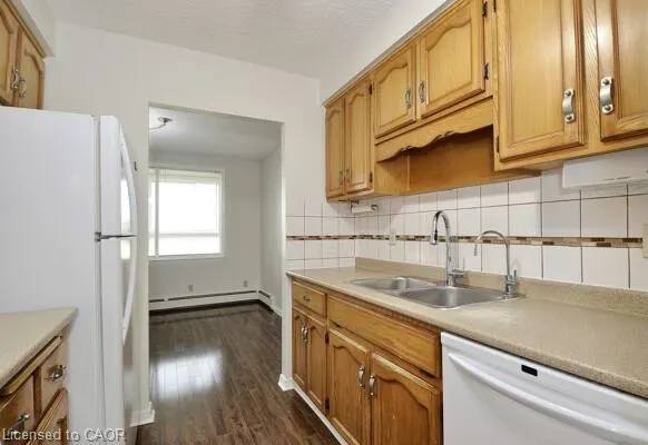 400 Champlain Boulevard, #404