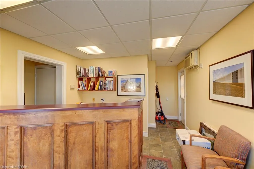 60-62 Colborne Street W
