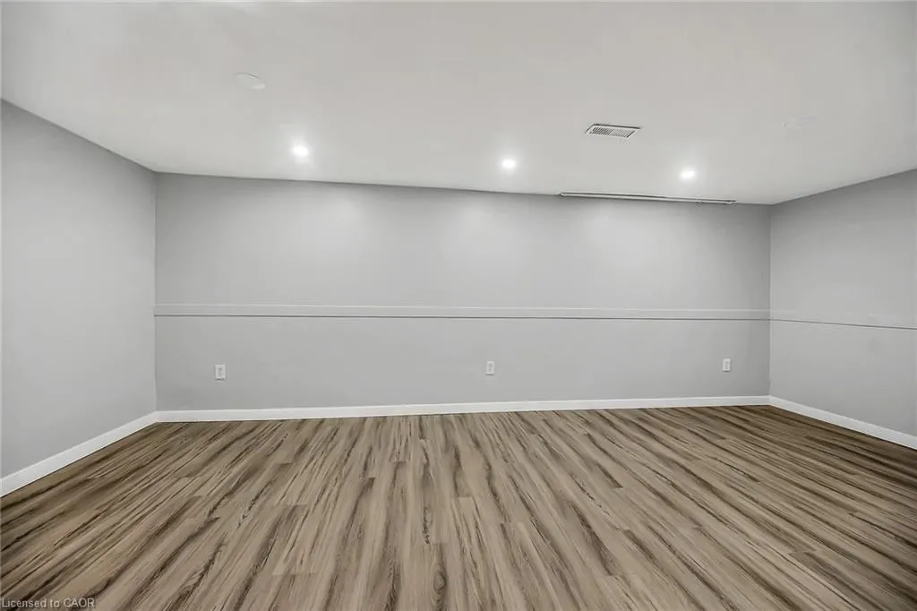 125 Limeridge Road W, #8