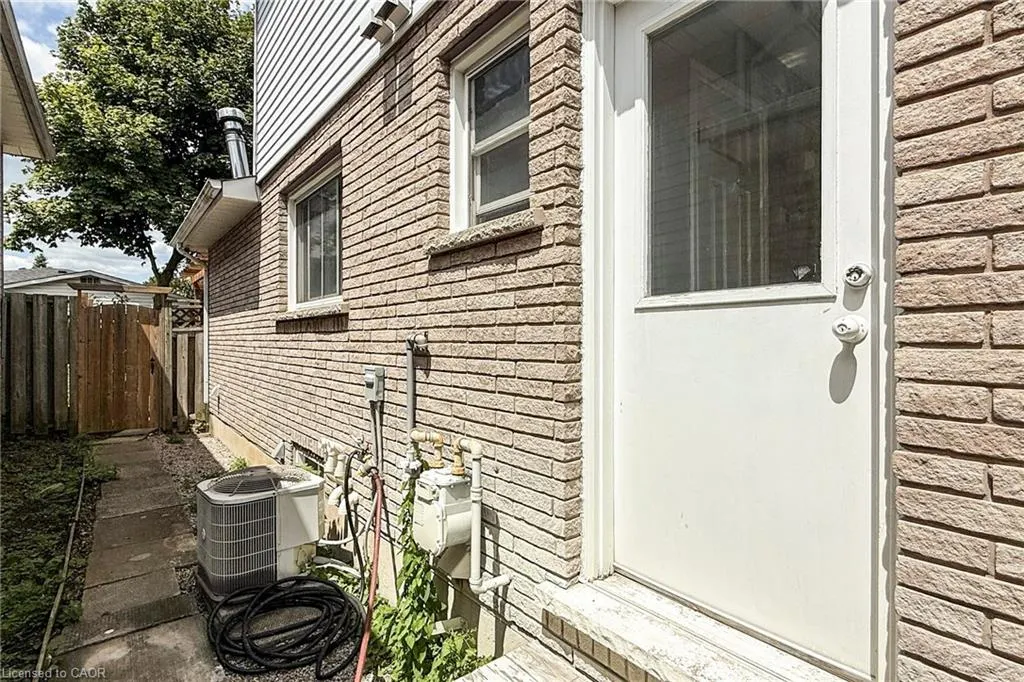 18 Millpond Place