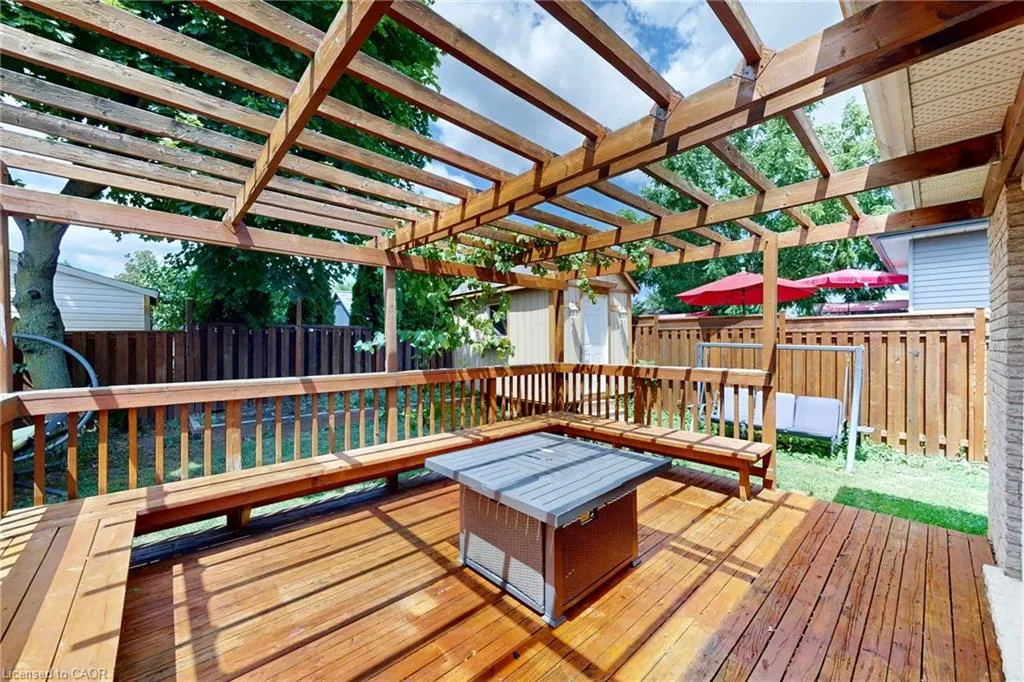 18 Millpond Place
