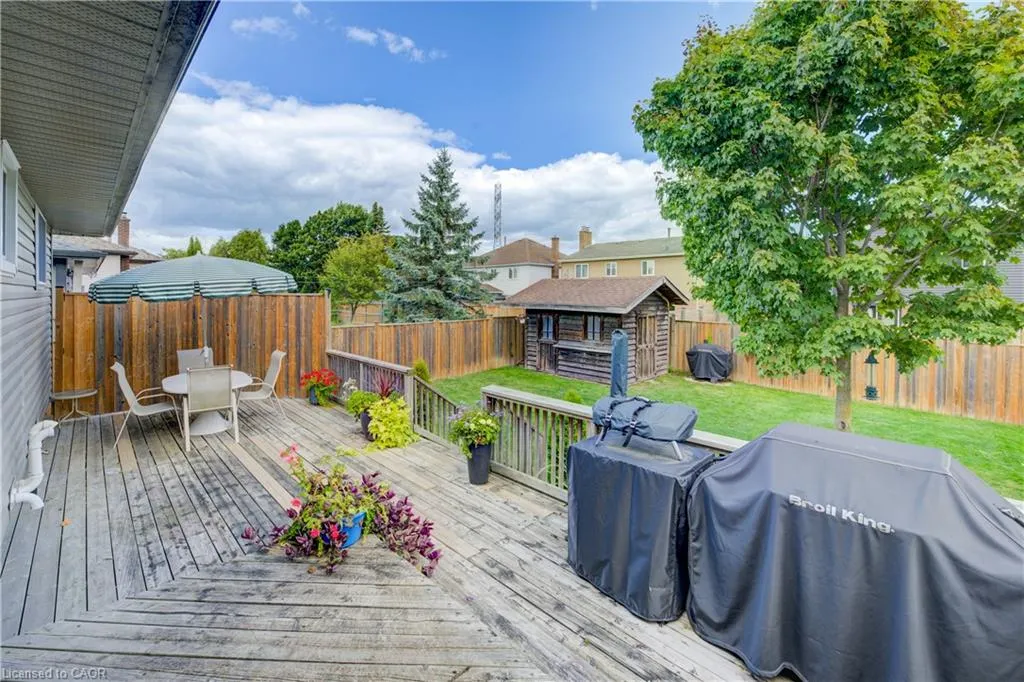 18 Sugar Maple Street