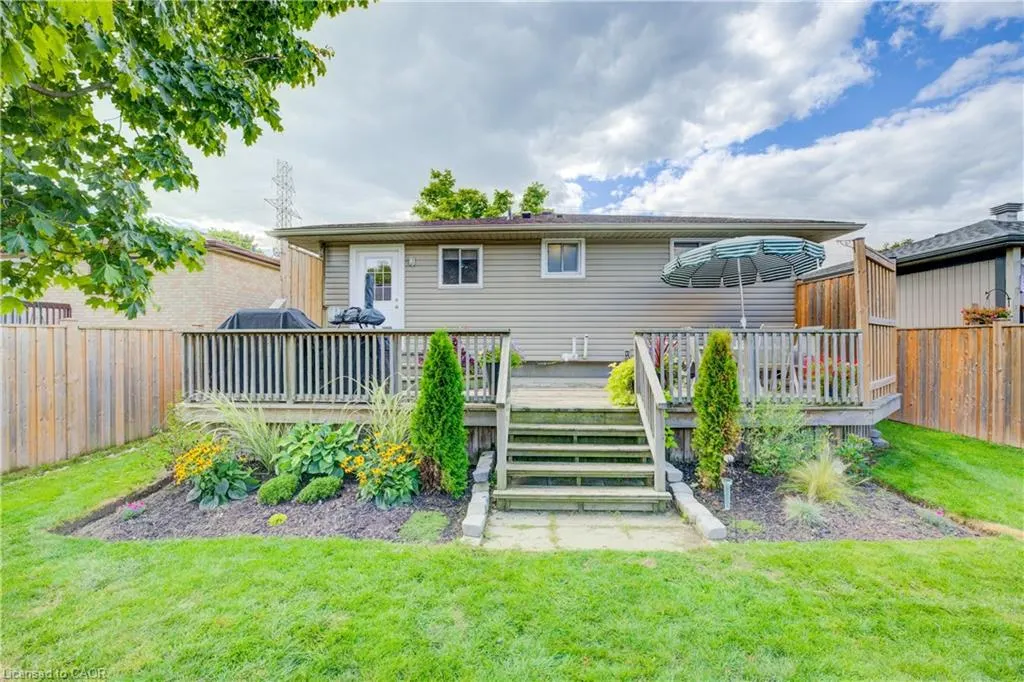 18 Sugar Maple Street