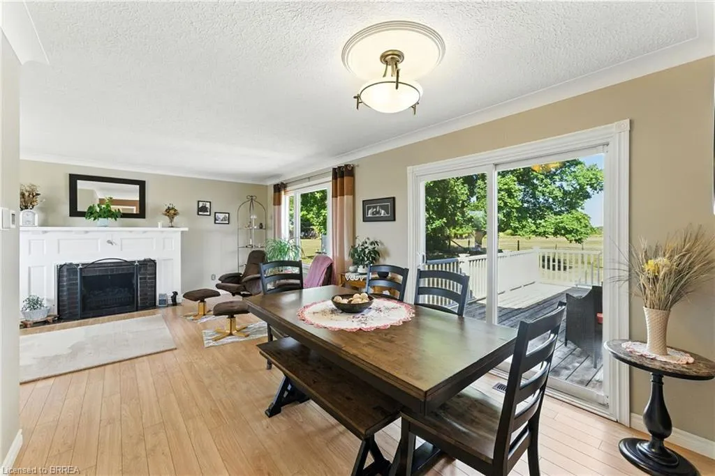 207 Robinson Road
