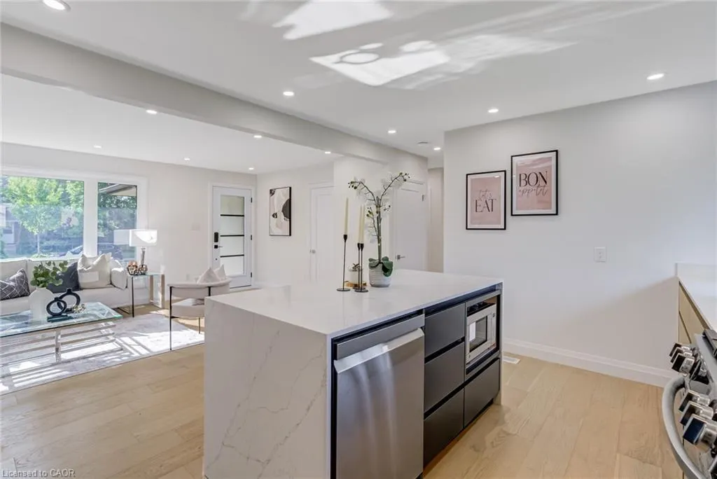 13 Skyland Drive