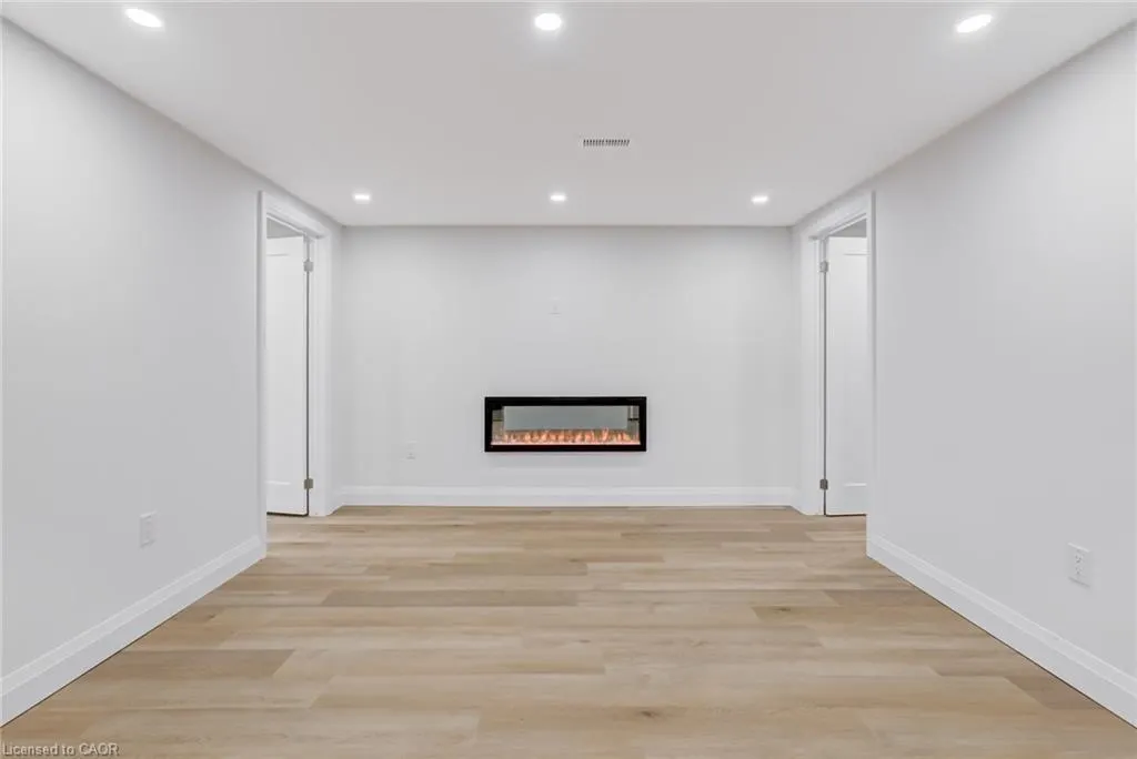 13 Skyland Drive