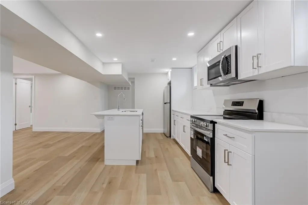 13 Skyland Drive