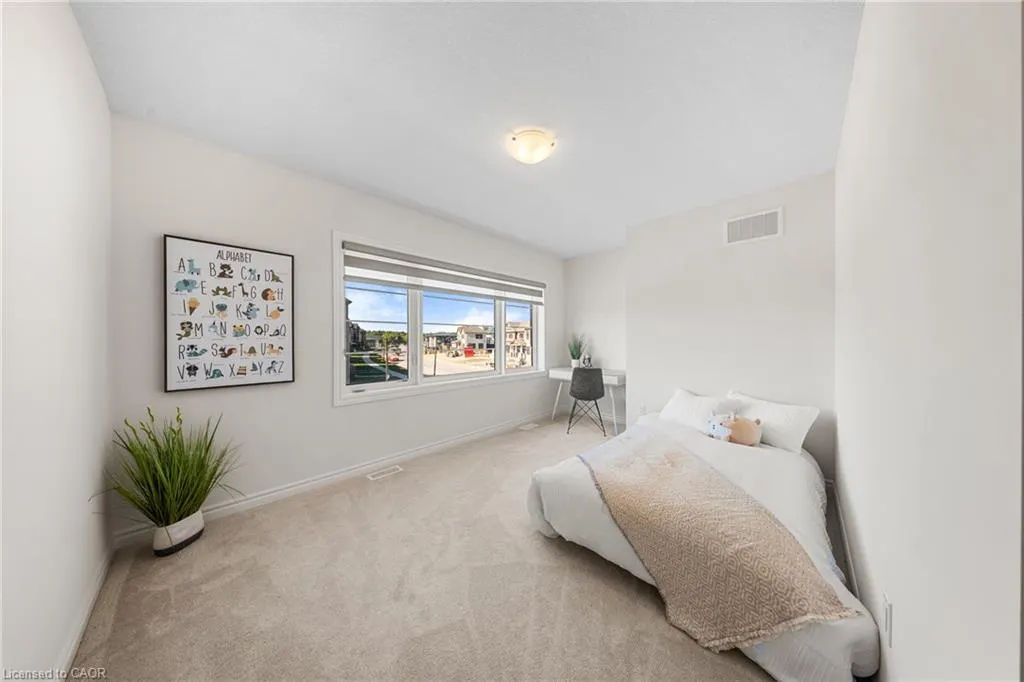 1 Bee Crescent