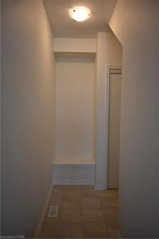 1 Bee Crescent
