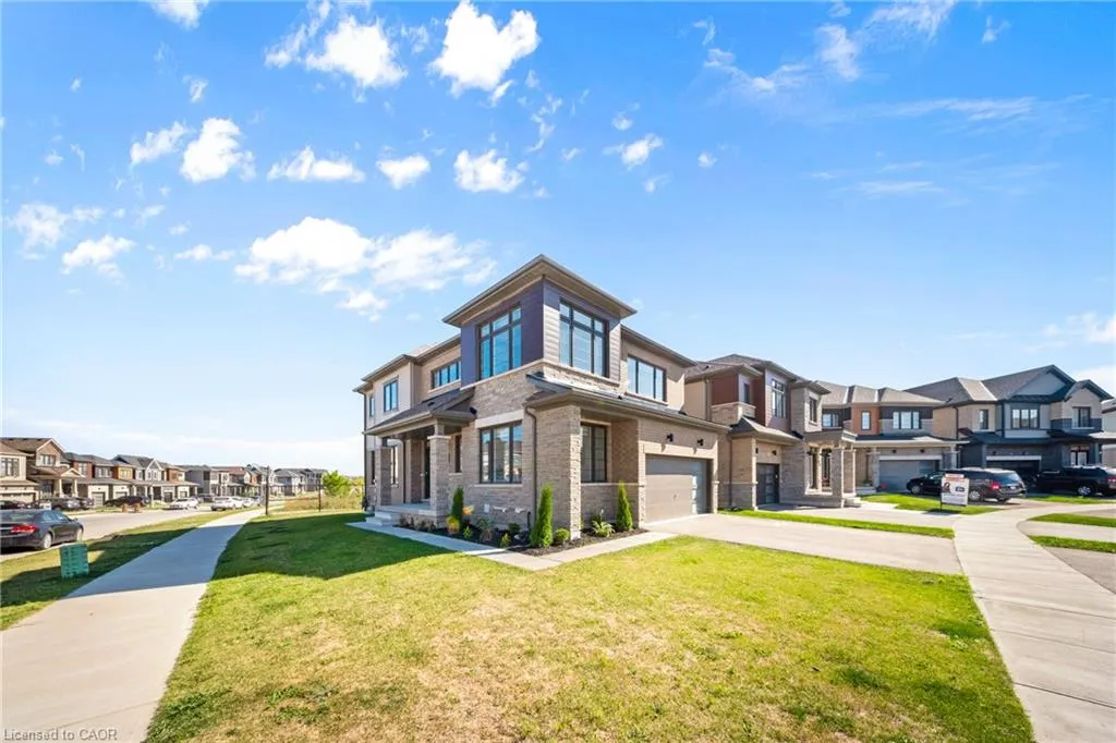 1 Bee Crescent