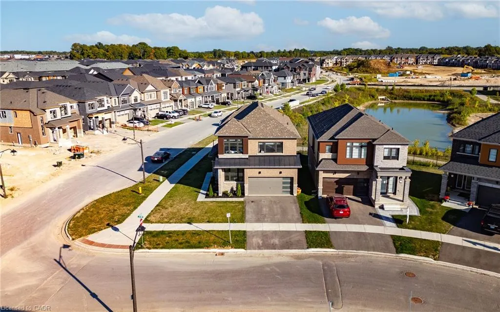 1 Bee Crescent