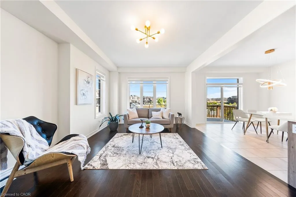 1 Bee Crescent