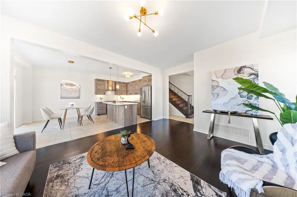 1 Bee Crescent