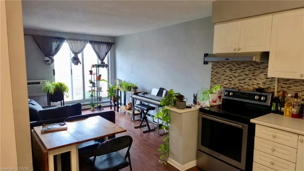 30 Summit Avenue, #503