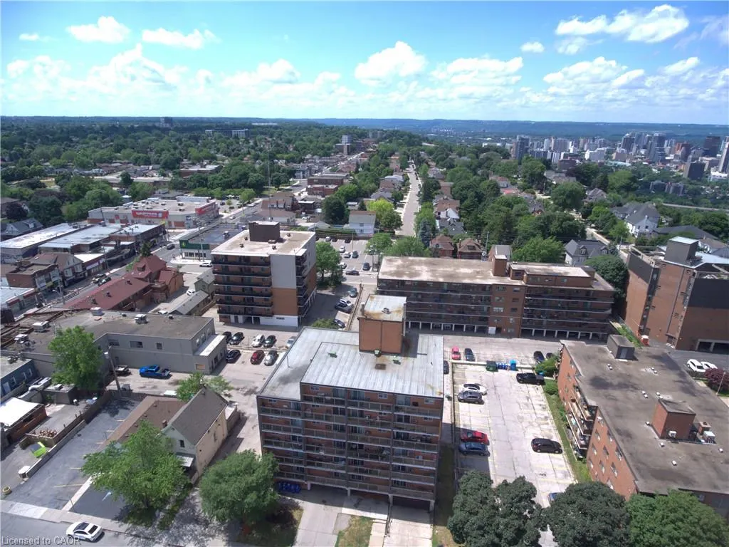 30 Summit Avenue, #503