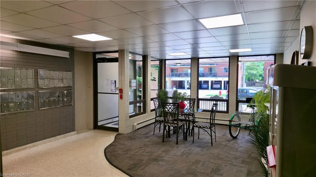 30 Summit Avenue, #503