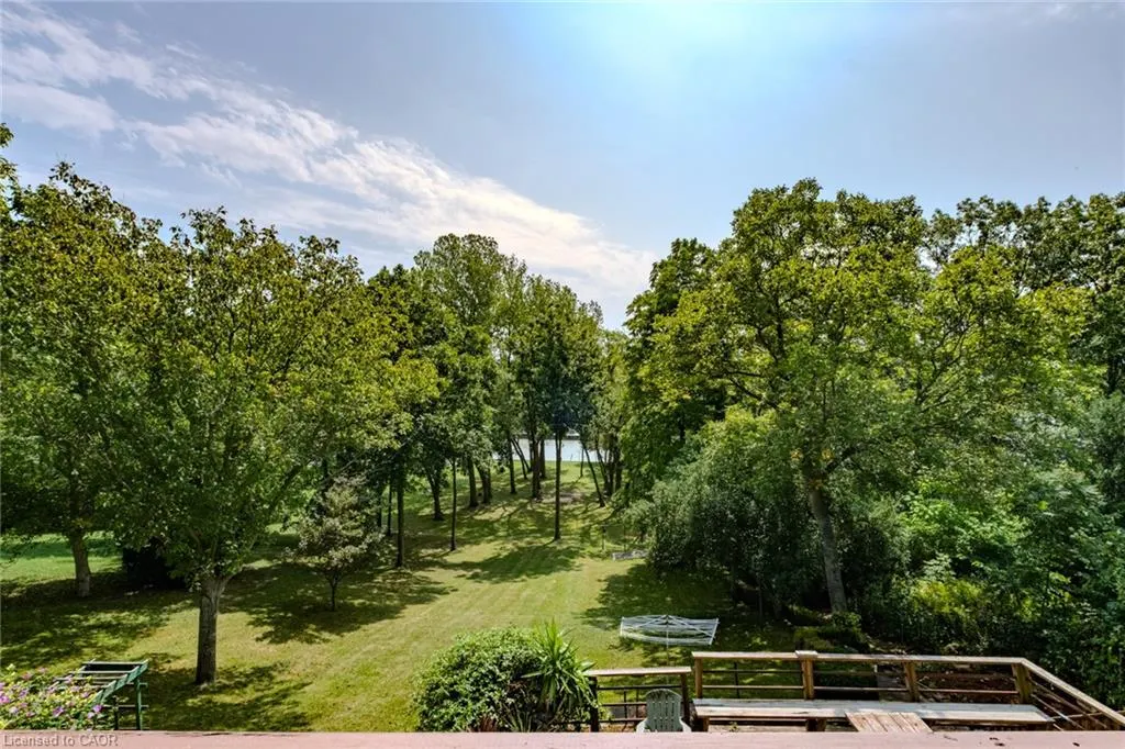 38 Sunninghill Dr