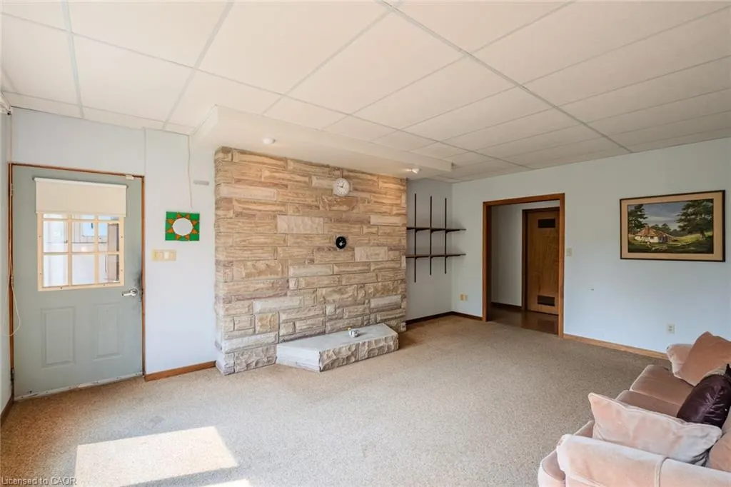 38 Sunninghill Dr