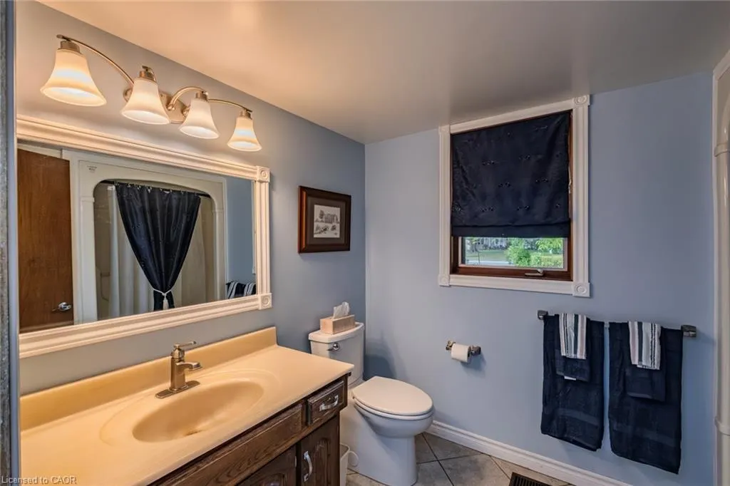 38 Sunninghill Dr