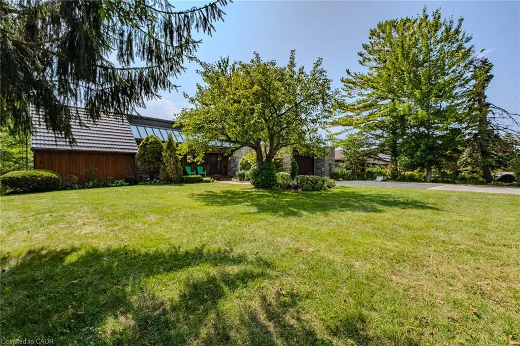 38 Sunninghill Dr