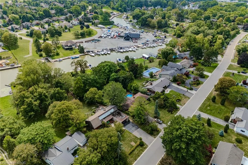 38 Sunninghill Dr
