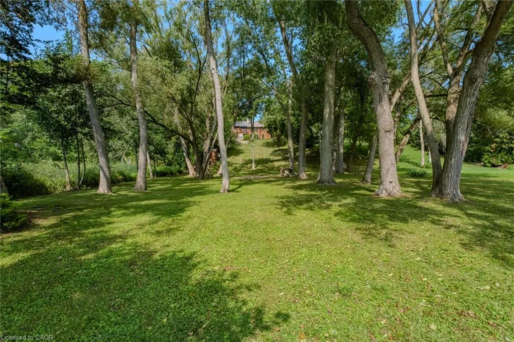 38 Sunninghill Dr