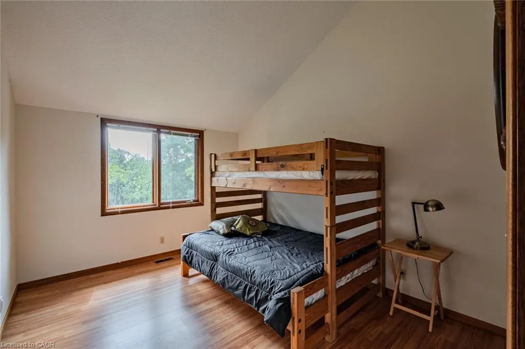 38 Sunninghill Dr