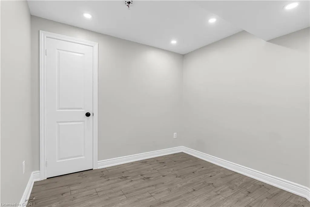 7 Jenner Court