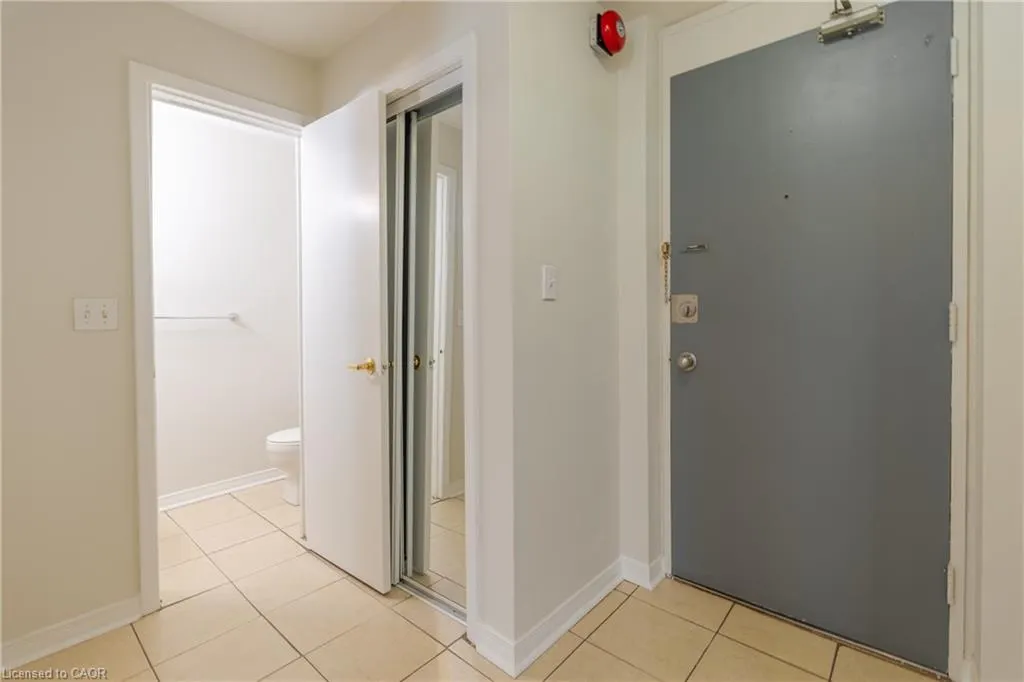 3308 The Credit Woodlands, #20