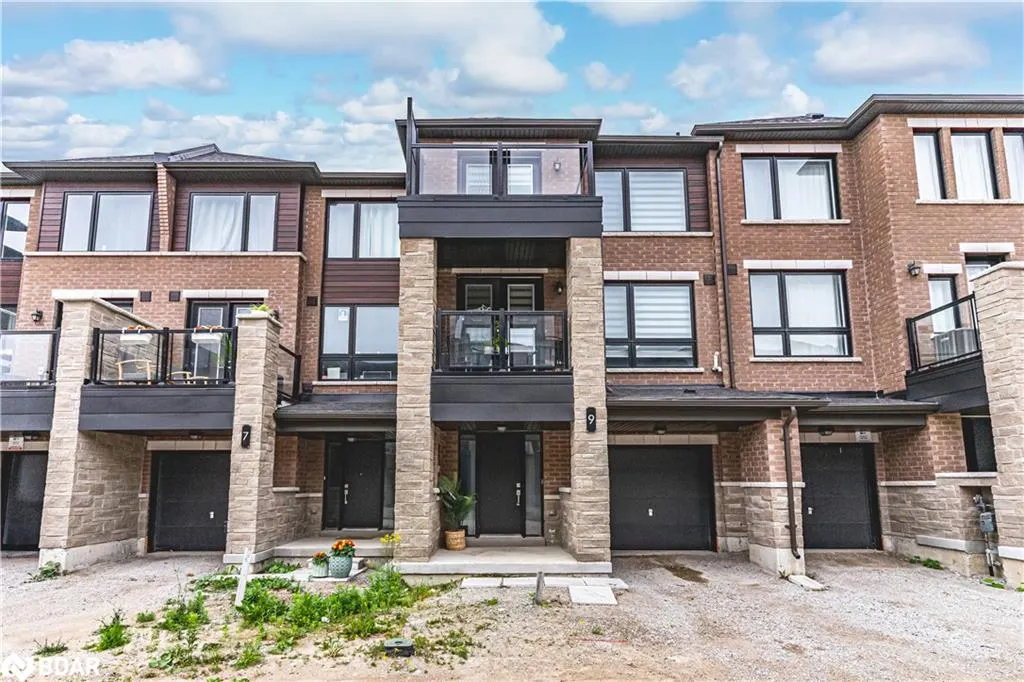 9 Red Maple Lane
