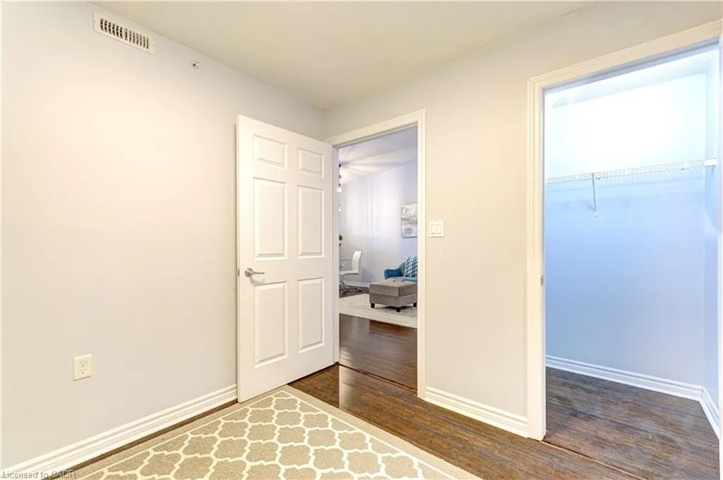1380 Main Street E, #407