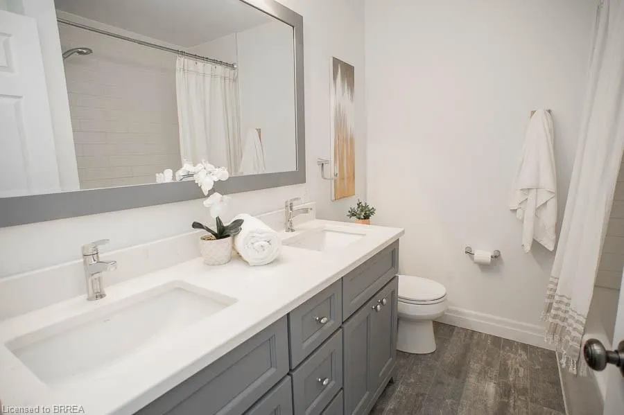 89 Dante Crescent
