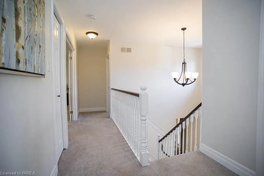 89 Dante Crescent